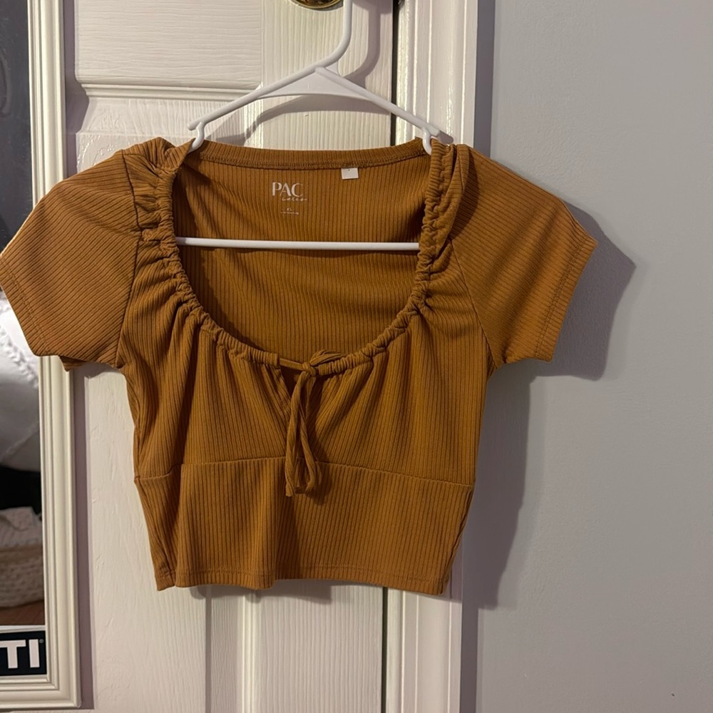 Cute crop top